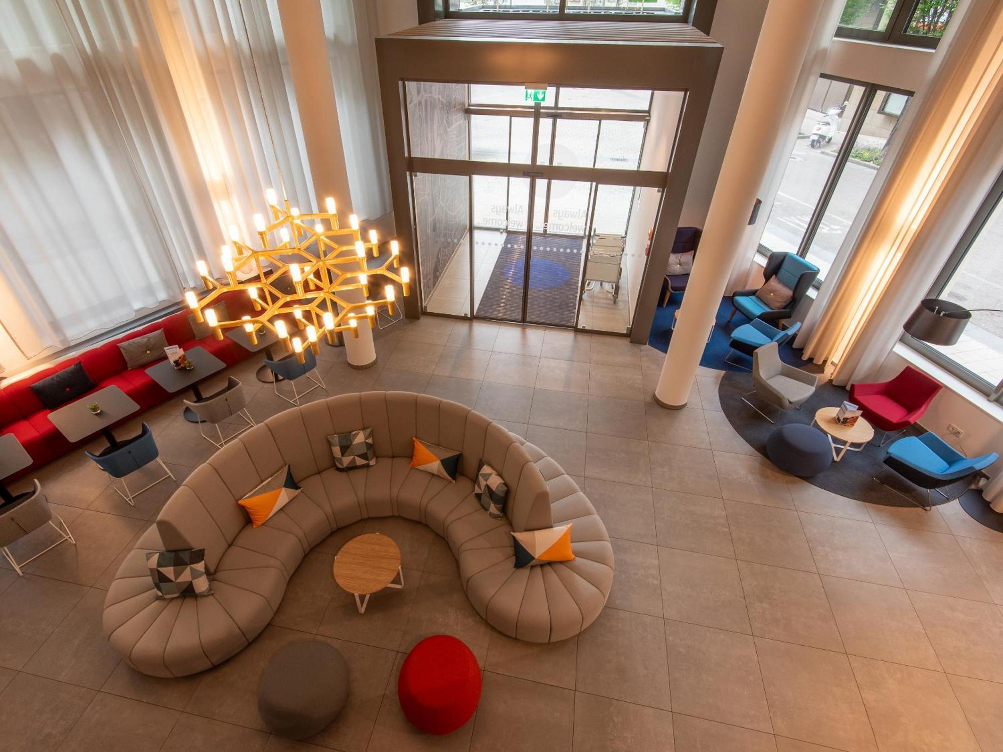 Holiday Inn Express Heilbronn By Ihg Buitenkant foto