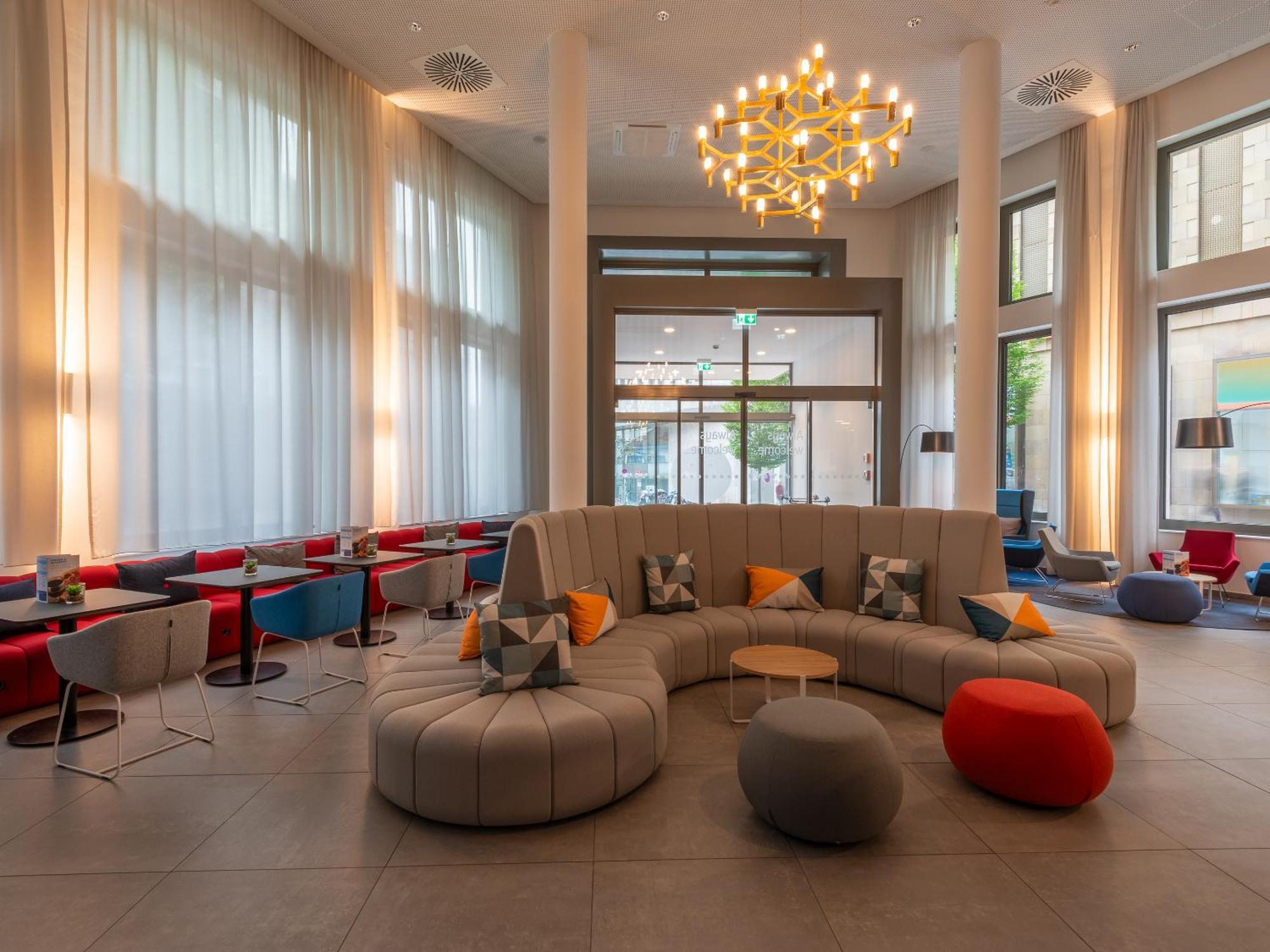 Holiday Inn Express Heilbronn By Ihg Buitenkant foto