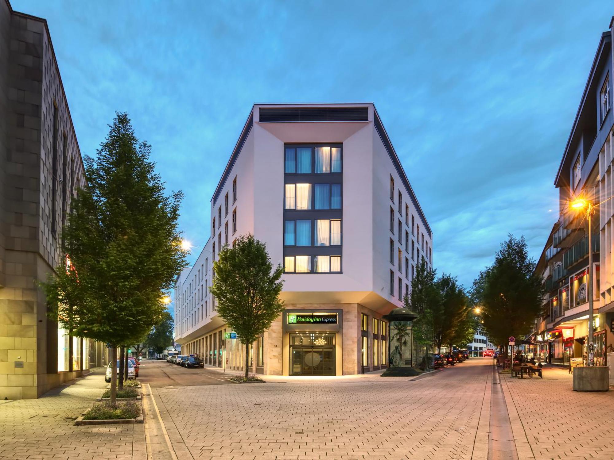Holiday Inn Express Heilbronn By Ihg Buitenkant foto