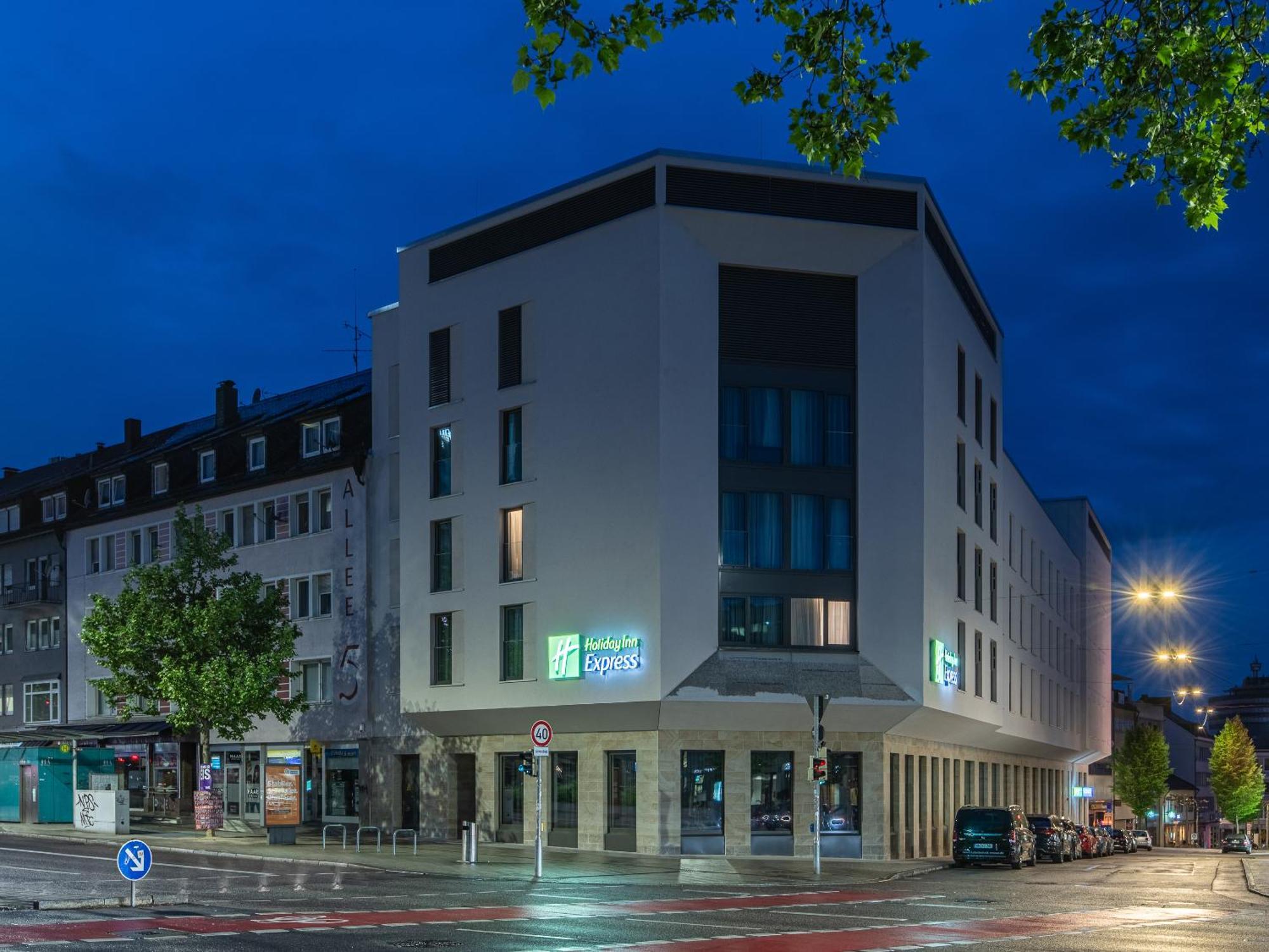 Holiday Inn Express Heilbronn By Ihg Buitenkant foto
