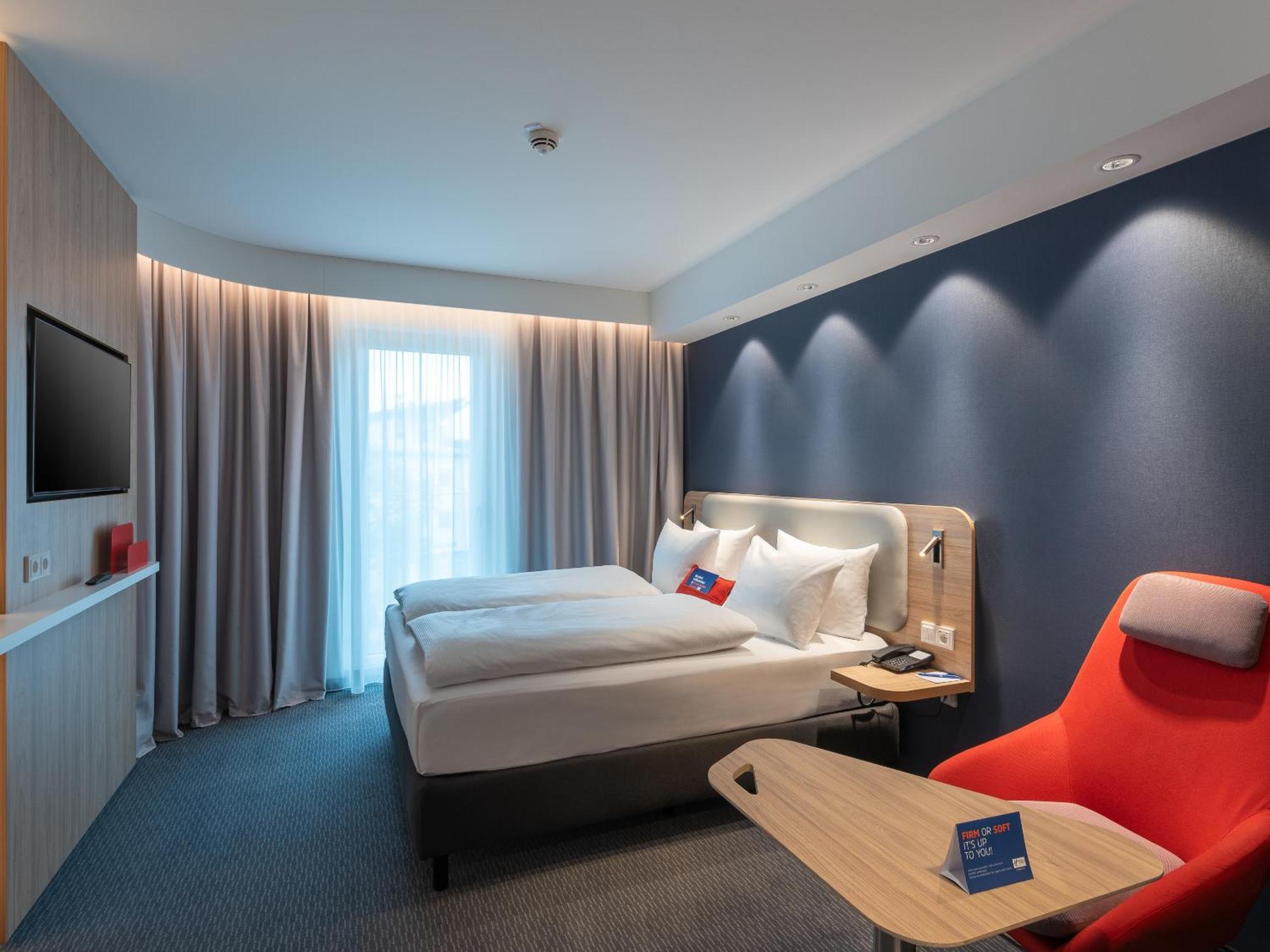 Holiday Inn Express Heilbronn By Ihg Buitenkant foto