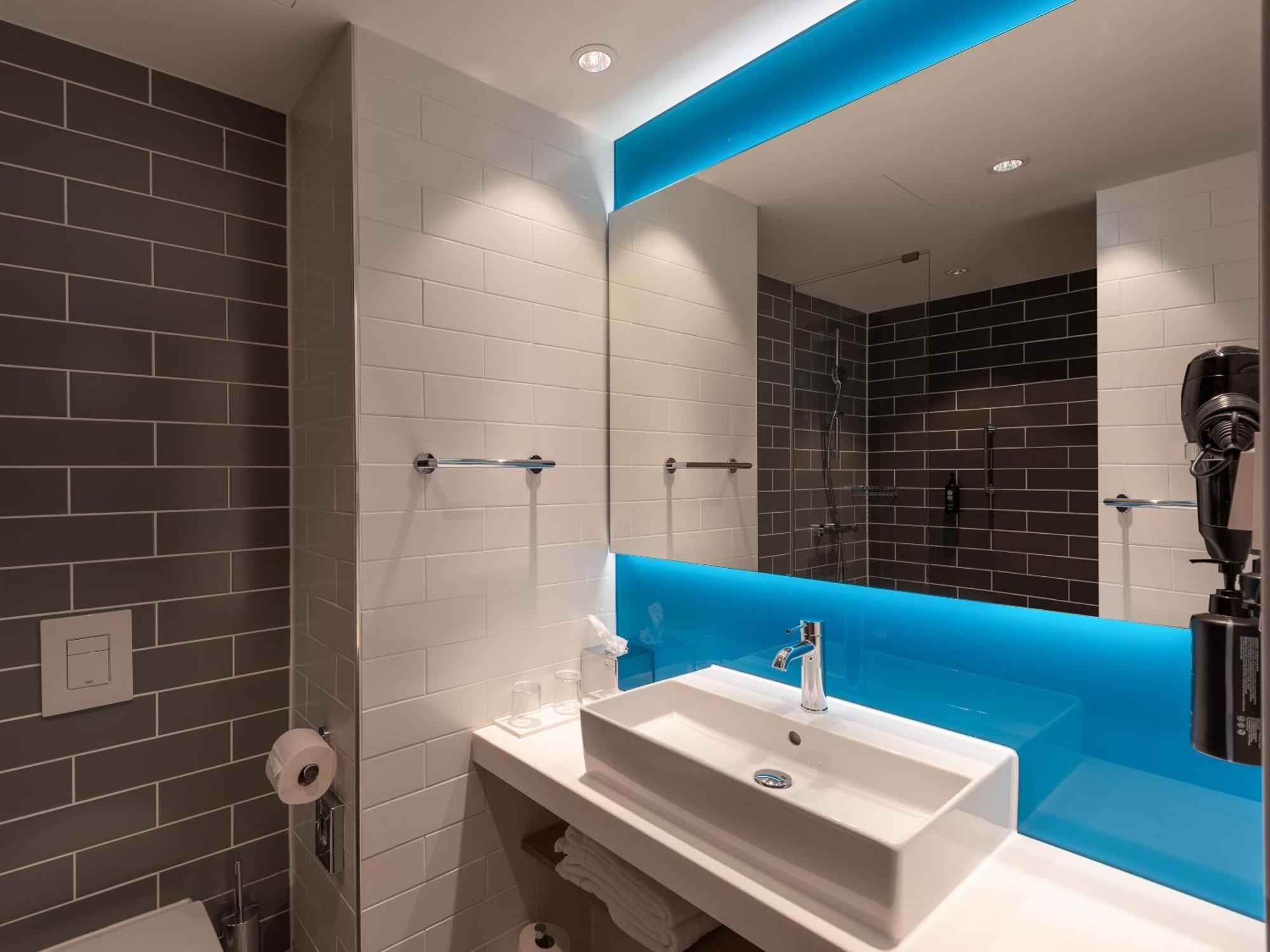 Holiday Inn Express Heilbronn By Ihg Buitenkant foto