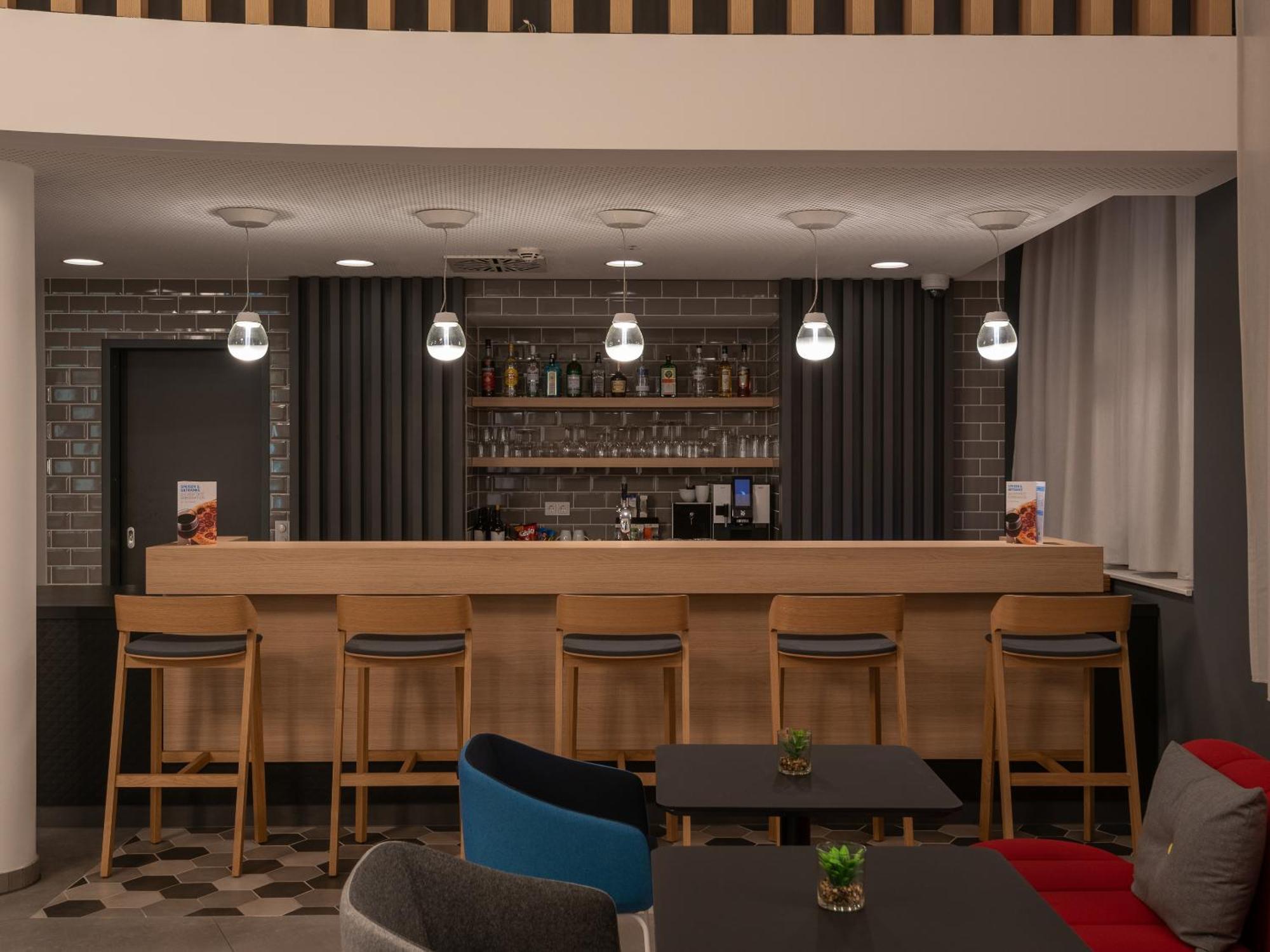 Holiday Inn Express Heilbronn By Ihg Buitenkant foto