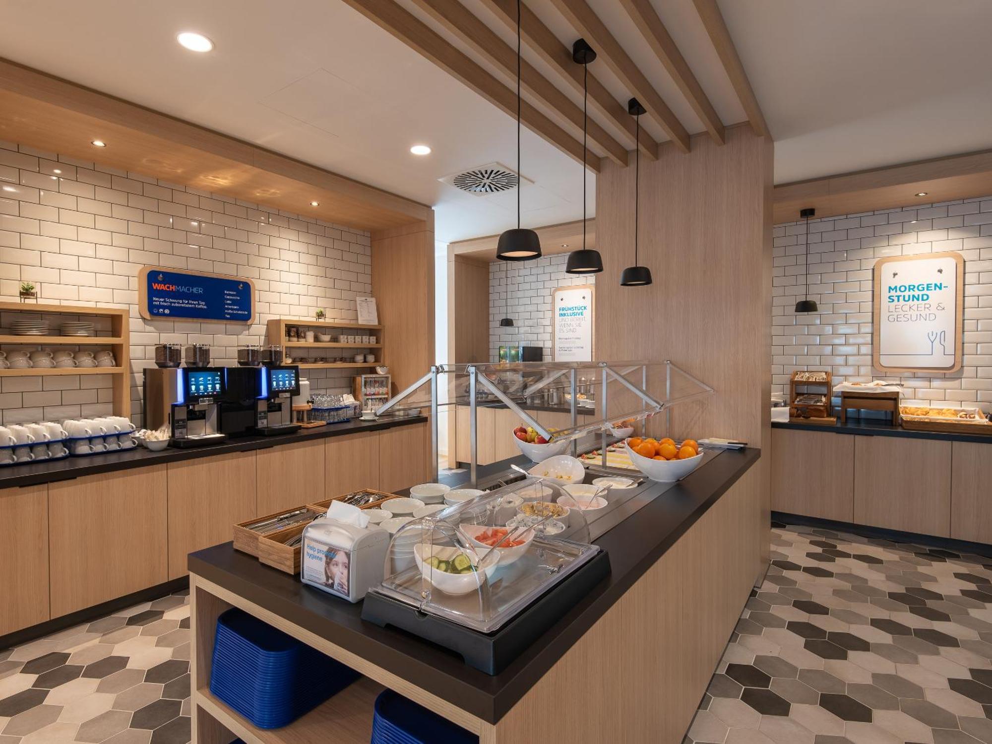 Holiday Inn Express Heilbronn By Ihg Buitenkant foto