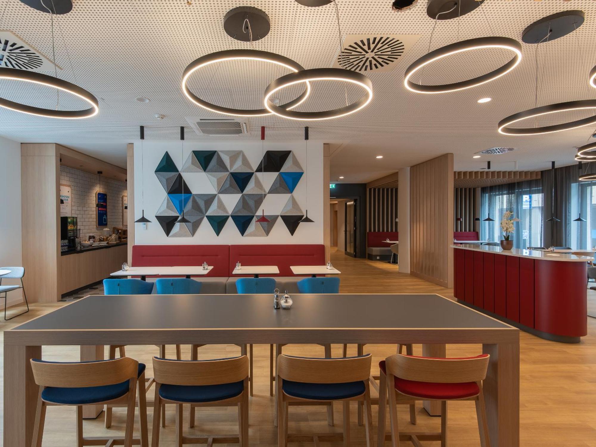 Holiday Inn Express Heilbronn By Ihg Buitenkant foto