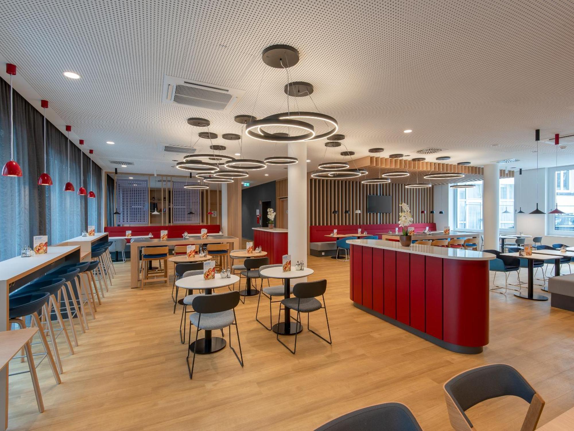 Holiday Inn Express Heilbronn By Ihg Buitenkant foto