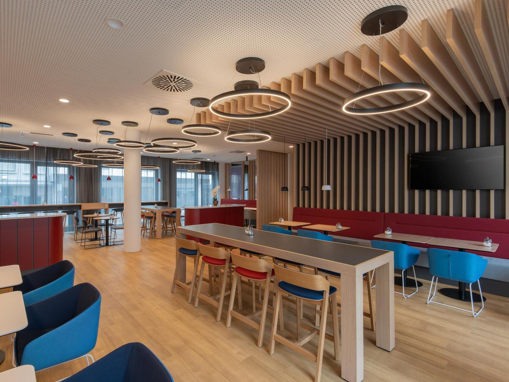 Holiday Inn Express Heilbronn By Ihg Buitenkant foto